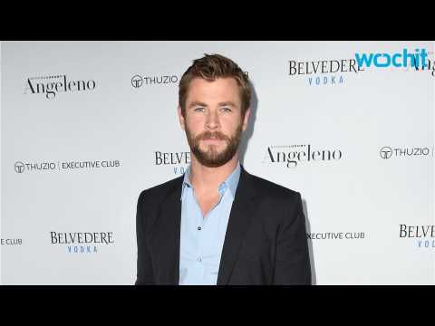 VIDEO : Chris Hemsworth Reveals if He's Team Captain America Or Team Iron Man