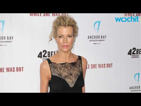 VIDEO : Kim Basinger Dishes About 'Nasty' Divorce With Alec Baldwin
