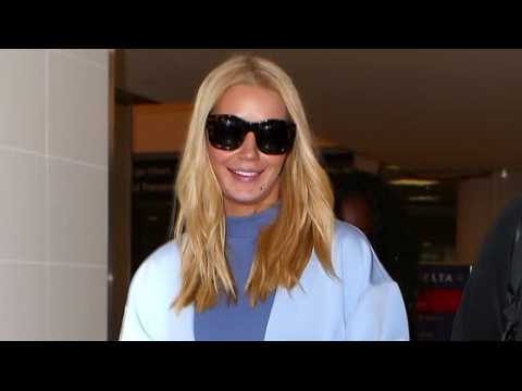 VIDEO : Iggy Azalea Says Not Wearing Her Engagement Ring is 'Nothing Personal'