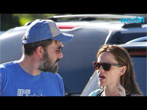 VIDEO : Jennifer Garner and Ben Affleck Reunite