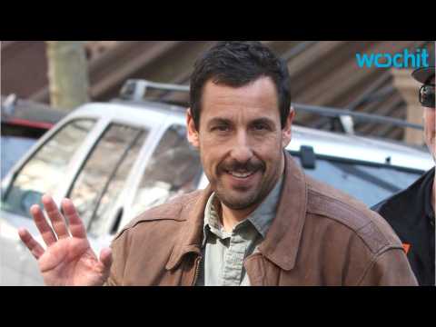 VIDEO : Adam Sandler Invites His Doppelganger To Hang Out With Him!