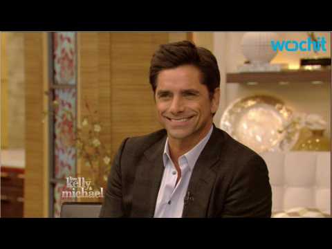 VIDEO : John Stamos Tells the Truth About His Signature Sex Move and Whether He's Really 