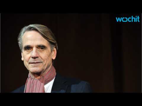 VIDEO : Jeremy Irons Made Such a Splash as Alfred