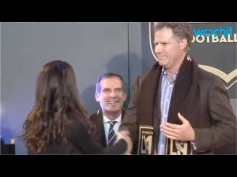 VIDEO : Will Ferrell Backs Out of Reagan Project