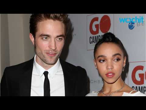 VIDEO : Robert Pattinson And FKA Twigs Still Going Strong At The MET Gala 2016