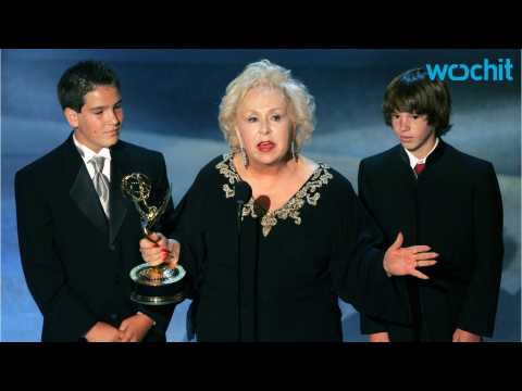 VIDEO : Doris Roberts, star of Everybody Loves Raymond dies at 90