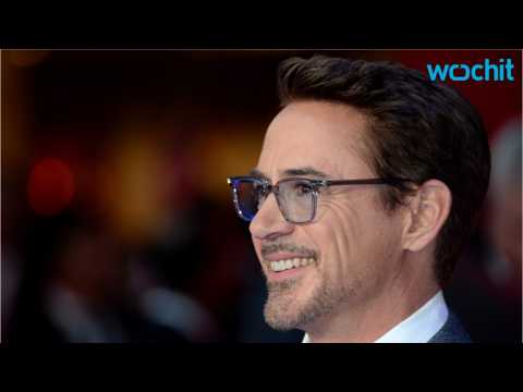 VIDEO : Captain America: Civil War Features Younger Robert Downey Jr