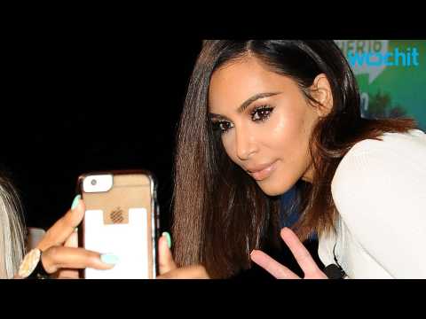 VIDEO : Selfie Tips and Cosmetic Updates From Kim Kardashian West