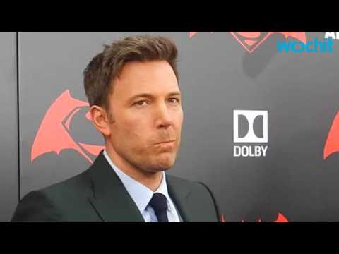 VIDEO : Ben Affleck Shows Footage of What Seems to Be Deathstroke
