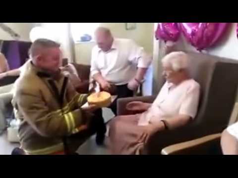 VIDEO : Ce qu'elle rclame pour ses 105 ans va vous faire rire !