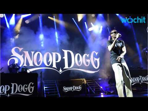VIDEO : Activision Wants You To Play CoD And Listen To Snoop Dogg Live