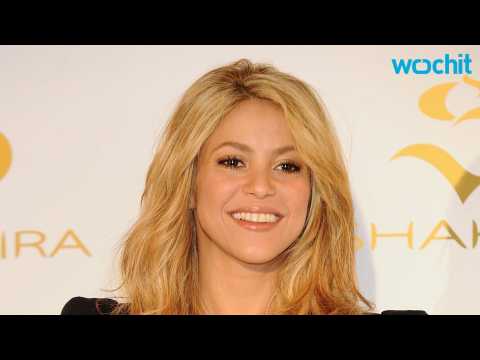VIDEO : Shakira Shares Cute Pics on Father's Birthday