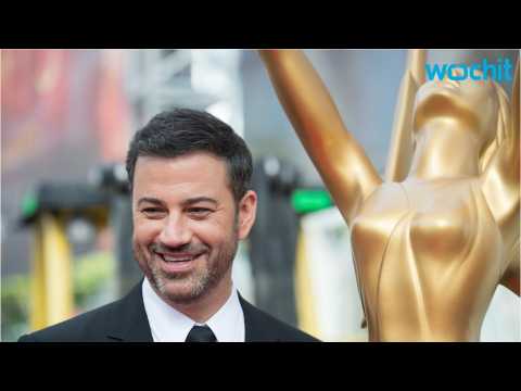 VIDEO : Jimmy Kimmel Brings The Laughs At Emmy Red Carpet Roll Out