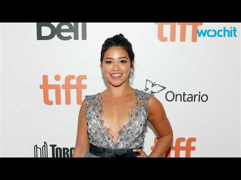 VIDEO : Gina Rodriguez Gushes About Working With Mark Wahlberg