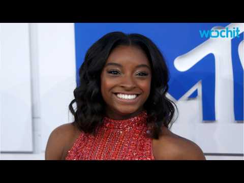 VIDEO : Simone Biles Reveals Her Perfect Date WIth Zac Efron
