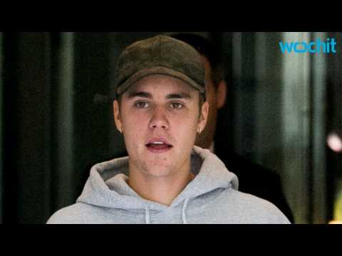VIDEO : Justin Bieber Tried To Disguise Himself