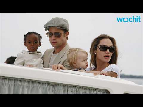 VIDEO : Brad Pitt Finally Got To His Children