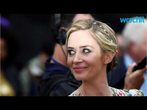 VIDEO : Emily Blunt Wore A Prosthetics To Look 