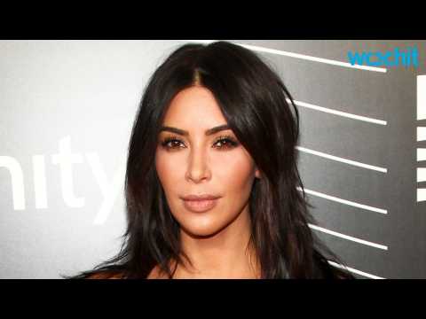VIDEO : For the First Time Following Paris Robbery, Kim Kardashian Leave New York City Apartment