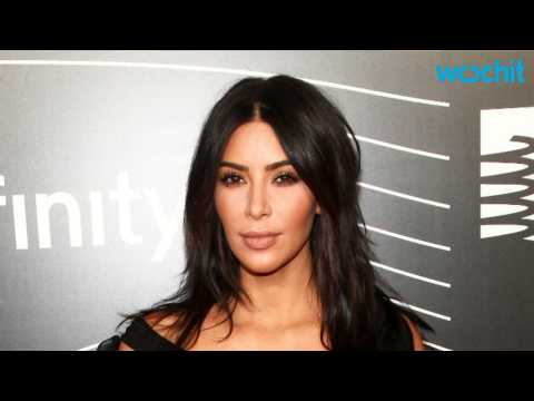 VIDEO : Kim Kardashian Leaves Apartment in New York City