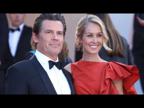 VIDEO : Josh Brolin married for the third time