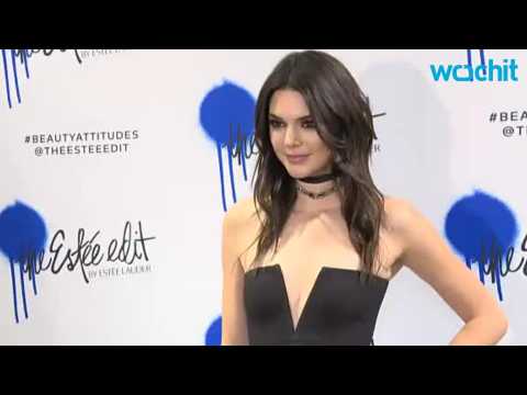 VIDEO : Kendall Jenner Graces The Cover Of Vogue