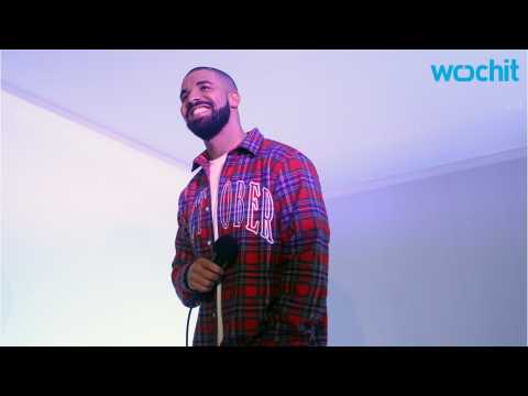 VIDEO : Drake Gets Back Stolen Jewlery
