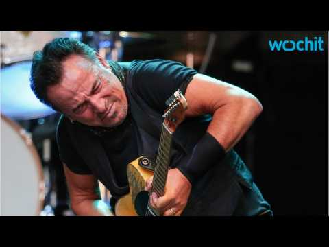 VIDEO : Bruce Springsteen holds record for longest US show