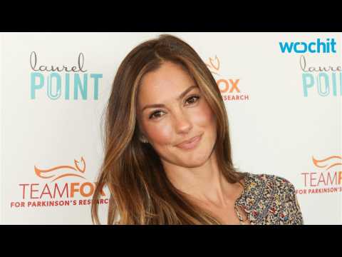 VIDEO : Minka Kelly Says Her And Wilmer Valderrama Are 'Just Friends'