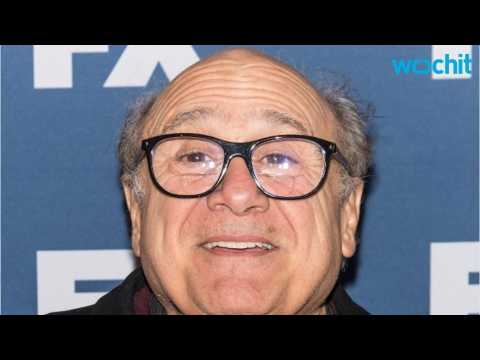 VIDEO : Danny DeVito Makes Broadway Debut In 