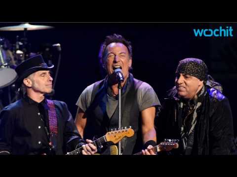 VIDEO : Bruce Springsteen Sets New Concert Record
