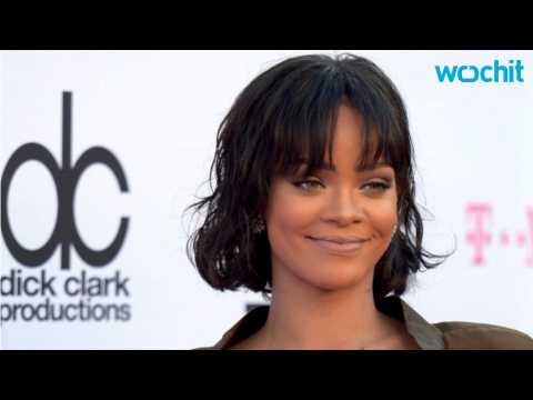VIDEO : Rihanna in Sexy Photo Shoot in CR Fashion Book's Fall/Winter issue