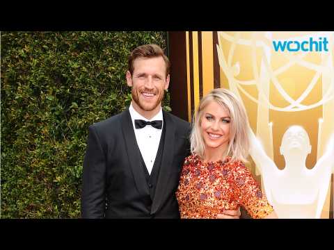 VIDEO : Julianne Hough and Brooks Laich In No Rush To Get Married