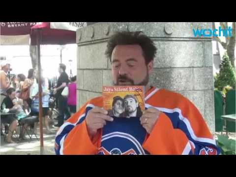 VIDEO : Kevin Smith Says First Two Episodes Of The Flash Season 3 Are Amazing