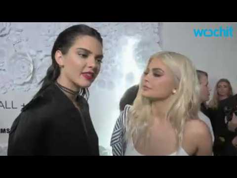 VIDEO : Kendall And Kylie Jenner Have Life Threatening Experience