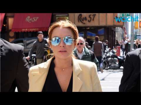 VIDEO : Lindsay Lohan's Ex-Fiance Turns The Tables