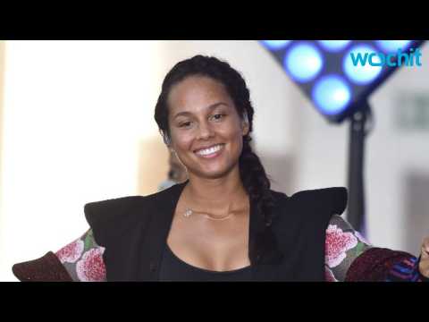 VIDEO : Alicia Keys Talks Parenthood