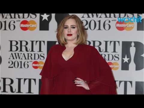 VIDEO : Adele's 25 Album Hits The 10 Million Mark