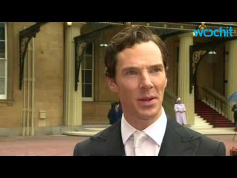 VIDEO : Benedict Cumberbatch Interviews Tom Hiddleston, Foregoes T-Swift Questions