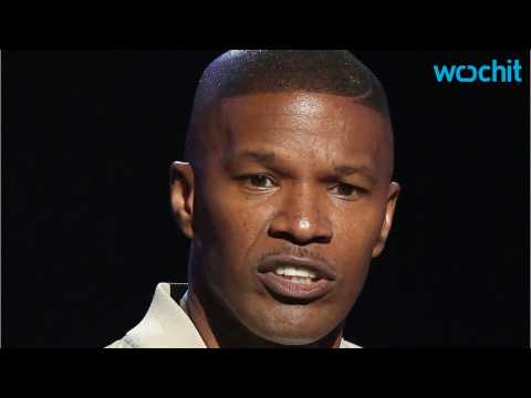 VIDEO : Jamie Foxx Battles Gangsters In 