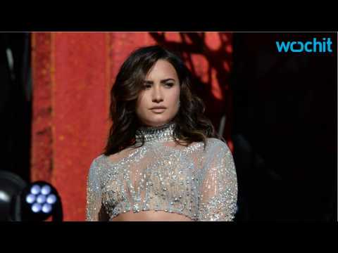 VIDEO : Demi Lovato To Take A Break