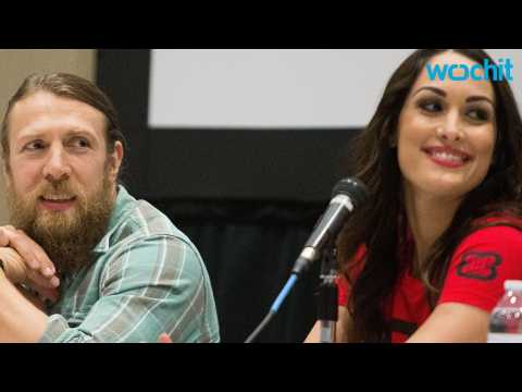 VIDEO : Brie Bella Expecting Her First Child With Husband Daniel Bryan