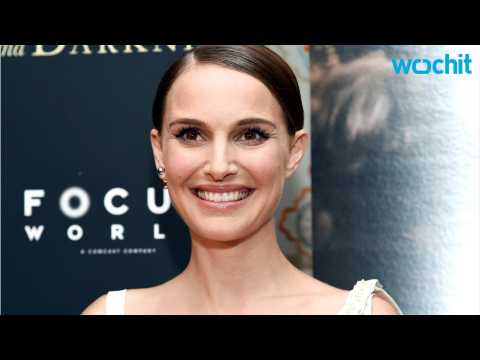 VIDEO : Natalie Portman Talks About On-Set Rivalry While Shooting 'Black Swan'
