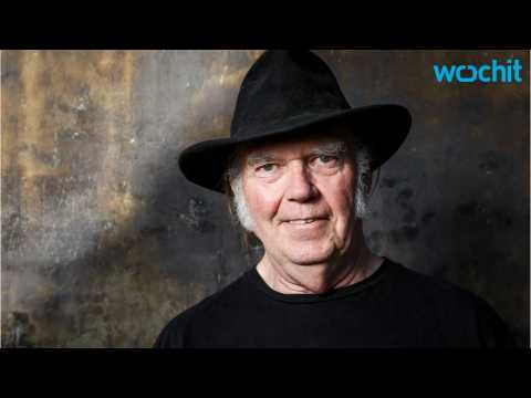 VIDEO : Neil Young To Appear On Dan Rather's 'The Big Interview'