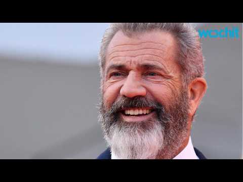 VIDEO : Mel Gibson Expecting Another Child!