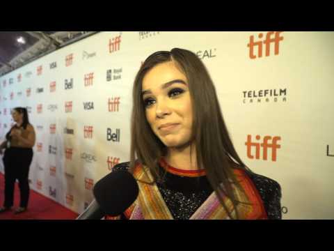 VIDEO : Exclusive Interview: Hailee Steinfeld explains how she balances acting and singing