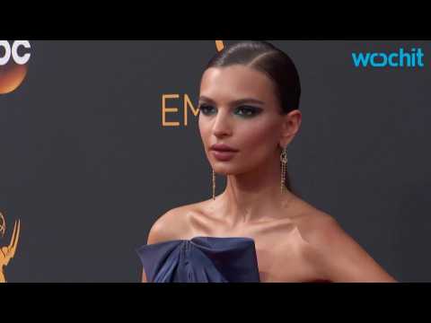 VIDEO : Emily Ratajkowski Hit's Emmy Red Carpet In Blue Gown