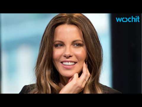 VIDEO : Kate Beckinsale Signs On to Marc Webb Movie ?The Only Living Boy in New York?