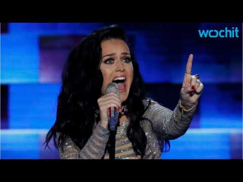 VIDEO : Is Katy Perry Going On Tour Next Year?