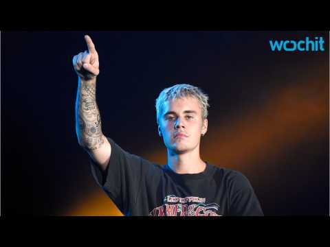 VIDEO : Was Justin Bieber's Credit Card Declined At Subway??